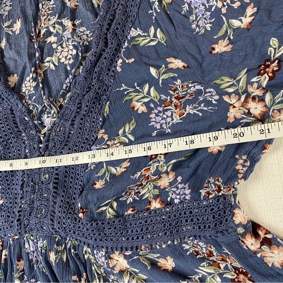 Torrid Babydoll Crochet Trim Lace-Up Top - Picture 8 of 13